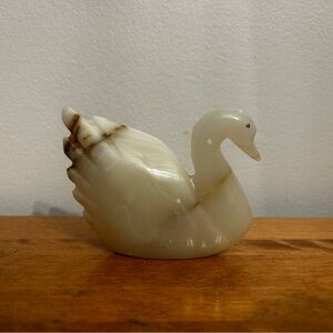 Onyx Swan Sculpture